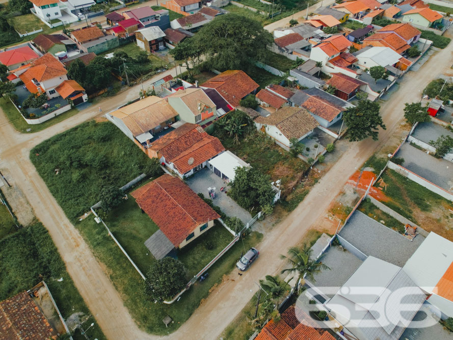 Foto de Casa Térrea Balneário Barra do Sul Centro 03018277