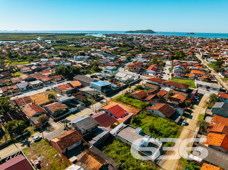 Foto de Casa Térrea Balneário Barra do Sul Centro 03019066
