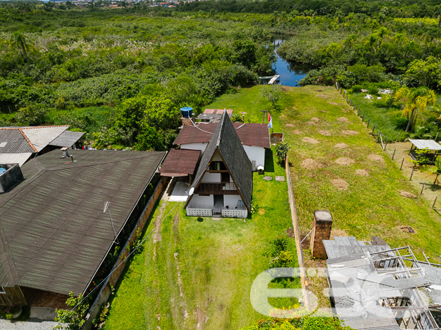 Foto de Casa Térrea Balneário Barra do Sul Costeira 03018398