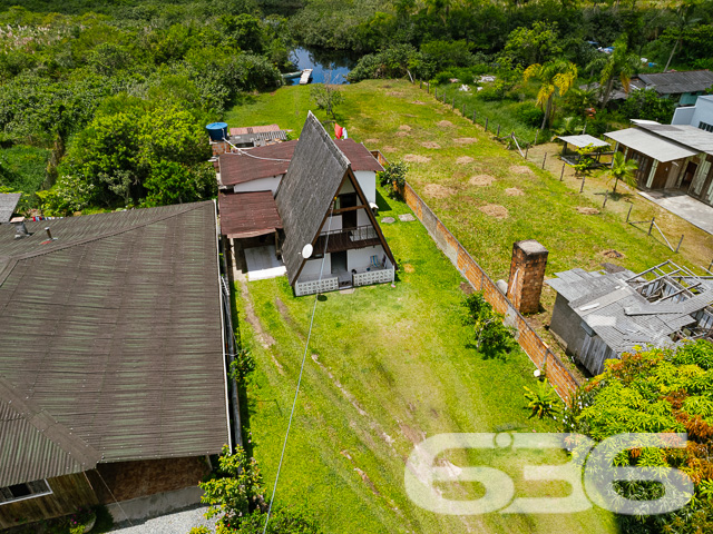 Foto de Casa Térrea Balneário Barra do Sul Costeira 03018398