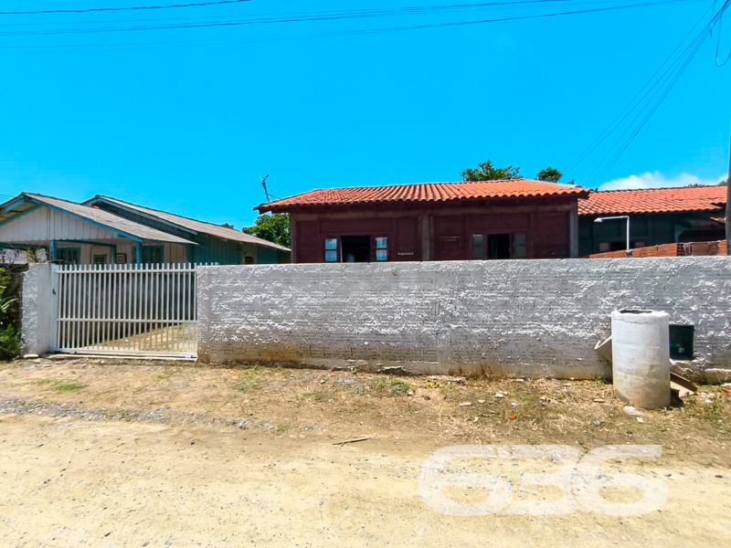 Residência - Costeira - Balneário Barra do Sul