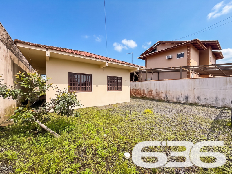 Balneário Barra do Sul | Casa com 2 quartos | 300,