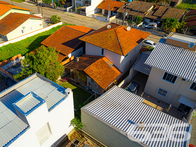 Foto de Sobrado Balneário Barra do Sul Costeira 03017722