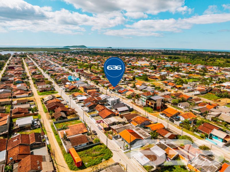 Casa à venda na Costeira, Balneário Barra do Sul |