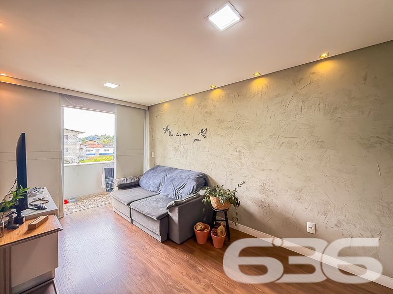 Apartamento - Anita Garibaldi - Joinville