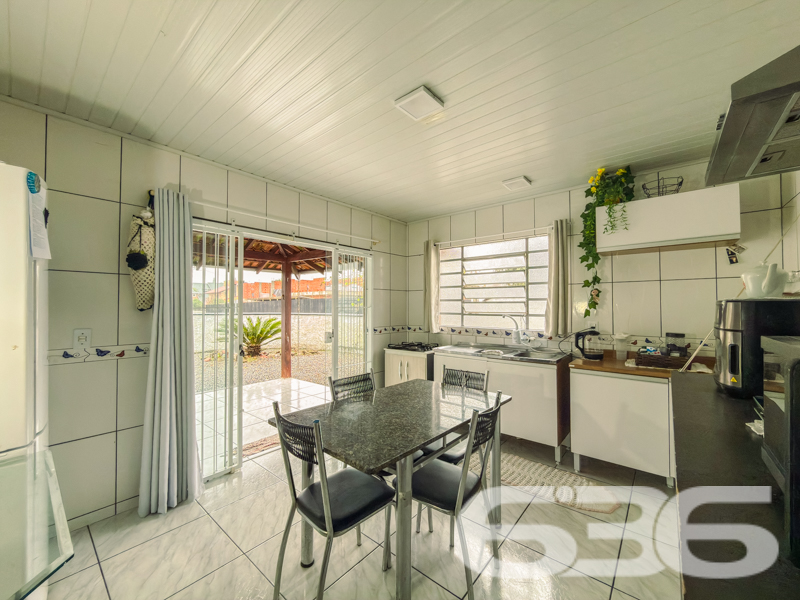 Sobrado à venda no Bom Retiro, Joinville | ANALISA