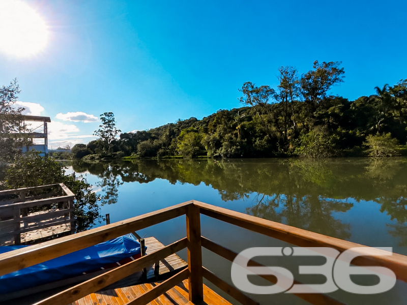 Sobrado à venda no Bucarein, Joinville | 3 quartos