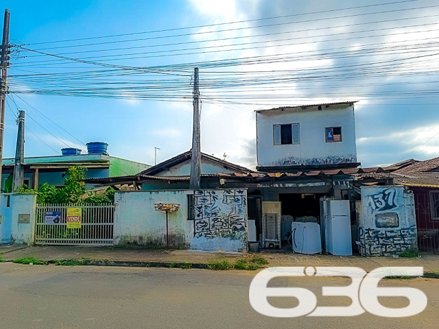 TERRENO À VENDA NO BAIRRO COMASA!
Explore as possibilidades infinitas com este terreno de 240m², localizado no bairro Comasa. Com 12 metros de frente e 20 metros de profundidade, este espaço é o lugar perfeito para construir a casa dos seus sonhos ou um empreendimento lucrativo.
O terreno, atualmente com uma área construída de 150m² destinada à demolição, oferece uma oportunidade única para projetar e construir algo totalmente novo e personalizado. Seja para residência ou comércio, este terreno é uma tela para suas aspirações arquitetônicas.
Localizado no bairro Comasa, conhecido por sua atmosfera tranquila e acesso fácil a serviços essenciais, este terreno é ideal para quem busca um local com potencial de crescimento e desenvolvimento. A proximidade com escolas, hospitais e vias de acesso principais adiciona ainda mais valor a este investimento.
A 636 Negócios Imobiliários, com mais de 30 anos de experiência no mercado imobiliário, orgulha-se de apresentar esta oportunidade exclusiva. Para mais informações, entre em contato pelo telefone (47) 3451-0636 ou WhatsApp (47) 99190-0636.
