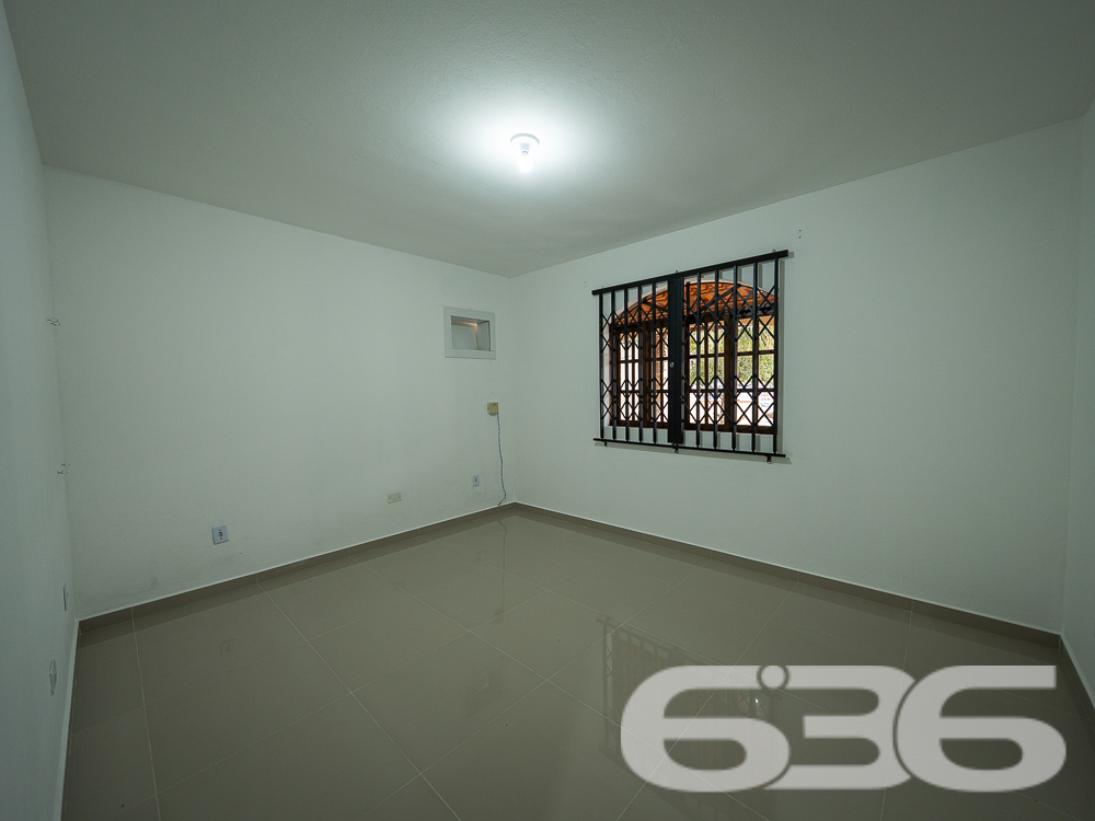 Foto de Casa Térrea Joinville Costa e Silva 01035367