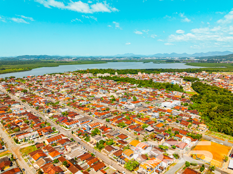 Residência - Espinheiros - Joinville