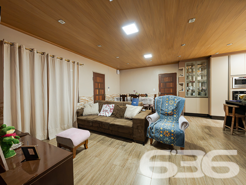 Casa à venda no Floresta, Joinville | 3 quartos | 