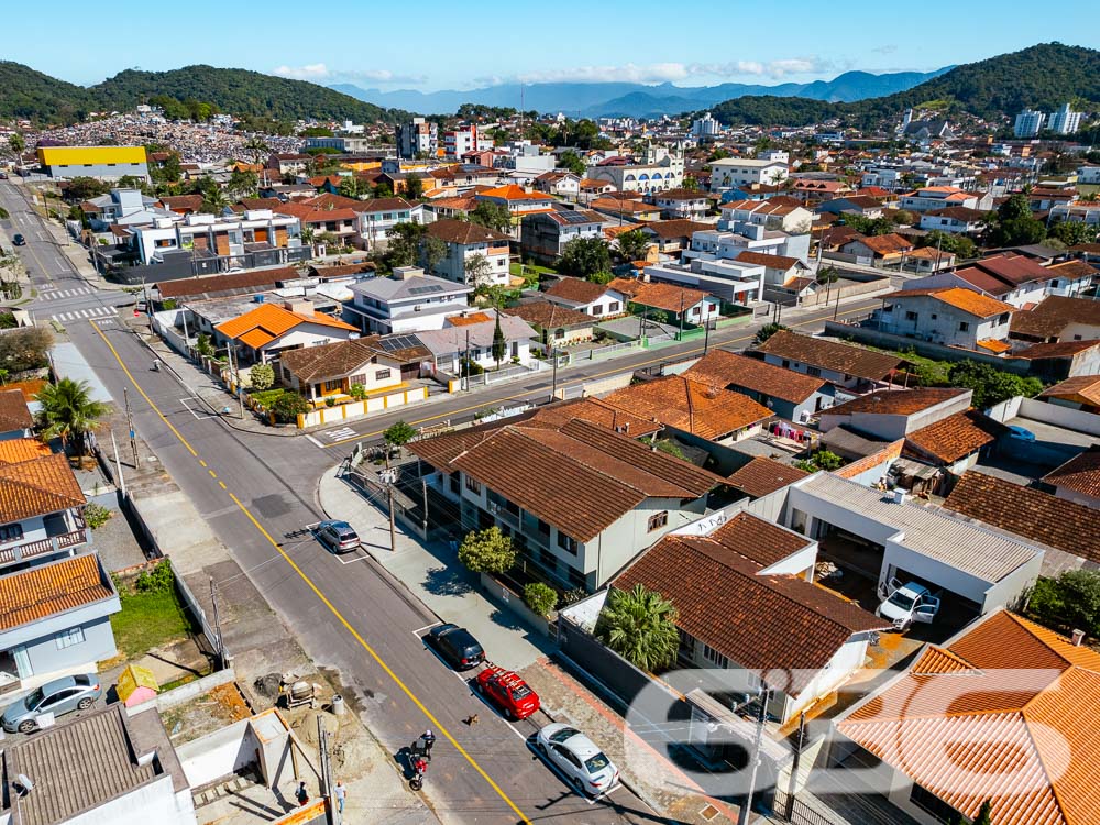 Foto de Sobrado Joinville Iririú 01034203