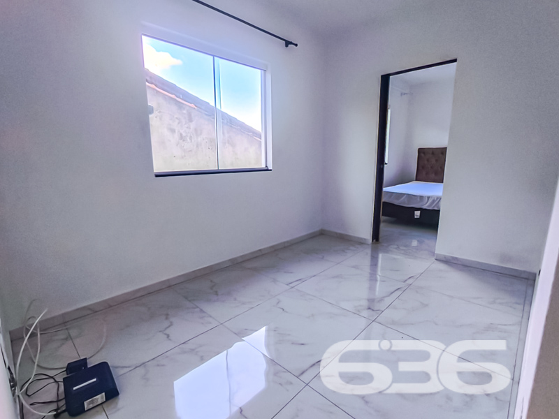 Seu novo lar com vista para a natureza no coração do Iririú!
Se você busca conforto, espaço e tranquilidade sem abrir mão da localização estratégica, essa residência térrea no bairro Iririú, em Joinville/SC, vai te conquistar!
Com 429 m² de terreno e 132 m² de área construída, o imóvel conta com 4 dormitórios, espaços internos amplos e bem iluminados, cozinha planejada, sala de estar e jantar integradas, além de um prático home office para quem valoriza produtividade no dia a dia. Os móveis de cozinha e os armários permanecem no imóvel, garantindo praticidade e economia ao novo morador.
Destaque especial para a ampla área de festas com churrasqueira, ideal para momentos inesquecíveis com a família e amigos. O ambiente coberto e bem ventilado proporciona conforto em todas as estações do ano.
A residência está totalmente murada, com portão eletrônico, grades e vaga para 3 veículos. Além disso, o imóvel permite animais e conta com gazebo, perfeito para relaxar ao ar livre.
Sua localização é estratégica: próxima a mercados, escolas, CI, hospitais, transporte público e serviços essenciais, além de estar a poucos minutos de shoppings e principais vias de acesso.
Entre em contato agora com a 636 Negócios Imobiliários e agende sua visita. Com mais de 30 anos de experiência e mais de 2000 imóveis ativos, somos especialistas em realizar sonhos com segurança, excelência técnica e total comprometimento com você.
636 NEGÓCIOS IMOBILIÁRIOS: A SUA MELHOR ESCOLHA
Com mais de 30 anos de experiência, a 636 Negócios Imobiliários é sua parceira ideal para encontrar o imóvel perfeito. Estamos prontos para ajudá-lo a fazer deste imóvel o seu novo lar.
Telefone: (47) 3451-0636
WhatsApp: (47) 99190-0636
Não perca esta oportunidade única. Visite nosso site para mais informações: i636.com.br