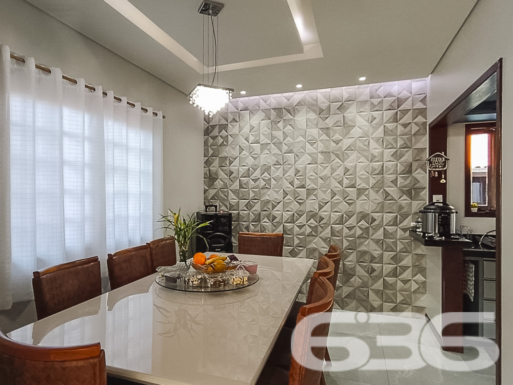Descubra o lar dos seus sonhos em Joinville, no bairro Itaum. Esta residência padrão térrea, oferece 247,09 m² de área construída, proporcionando espaço e conforto para toda a família.
Ao entrar, você será recebido por uma sala de estar acolhedora, seguida de uma sala íntima ideal para momentos de relaxamento. A cozinha espaçosa, pronta para preparar suas refeições favoritas. Destaca-se pela sua funcionalidade e pelo acesso direto à área de festas, onde um fogão a lenha e uma churrasqueira convidam para momentos memoráveis ao lado de amigos e familiares.
A residência é composta por quatro dormitórios aconchegantes, uma suíte com closet, oferecendo um refúgio privativo e confortável. Todos os quartos estão bem iluminados e ventilados, criando um ambiente tranquilo e acolhedor.
Externamente, a propriedade é um verdadeiro oásis, com um jardim encantador, uma piscina que promete ser o centro das atenções durante os meses mais quentes, e uma edícula com lavanderia, banheiro adicional, e espaços que podem ser adaptados para quarto ou cozinha extra.
Esta casa também é equipada com portão eletrônico e sistema de câmeras, proporcionando segurança e privacidade para sua família. Localizada em uma rua pavimentada e com fácil acesso a vias principais, a propriedade está próxima a escolas, hospitais, shopping centers e todos os serviços públicos essenciais, garantindo conveniência para o seu dia a dia.
Em suma, esta residência não é apenas um imóvel, mas um lar repleto de potencial para criar memórias duradouras. Se você está buscando uma casa que combina conforto, segurança e uma localização excelente, esta é uma oportunidade imperdível. Venha conhecer e deixe-se encantar por cada detalhe!
636 Negócios Imobiliários, mais de 30 anos de experiência transformando sonhos em realidade.
636 NEGÓCIOS IMOBILIÁRIOS: A SUA MELHOR ESCOLHA
Com mais de 30 anos de experiência, a 636 Negócios Imobiliários é sua parceira ideal para encontrar o imóvel perfeito. Estamos prontos para ajudá-lo a fazer deste imóvel o seu novo lar.
Telefone: (47) 3451-0636
WhatsApp: (47) 99190-0636
Não perca esta oportunidade única. Visite nosso site para mais informações: i636.com.br