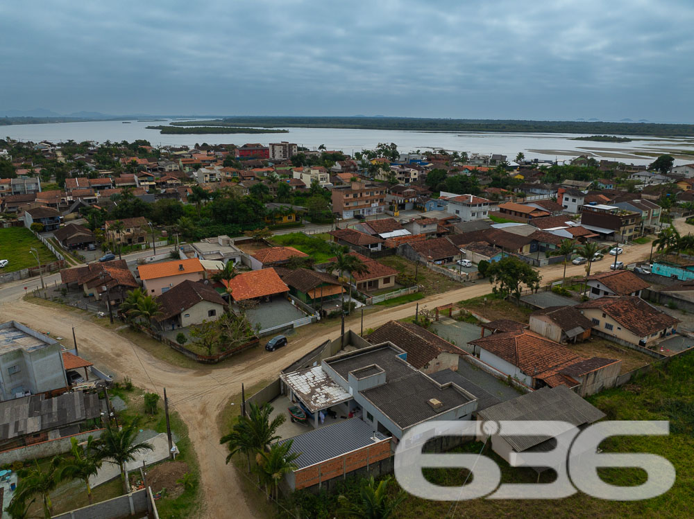 Foto de Casa Térrea Balneário Barra do Sul Costeira 03018459