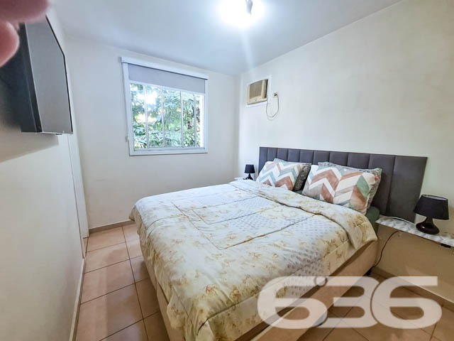 Descubra o equilíbrio perfeito entre estilo de vida e conveniência neste encantador apartamento de 74,87 m². Este imóvel conta com dois dormitórios aconchegantes, incluindo uma suíte principal com todas as comodidades necessárias para um descanso tranquilo e revitalizante. A sala de estar e jantar integradas proporcionam um ambiente fluído e acolhedor, perfeito para momentos de relaxamento e celebrações com familiares e amigos. A cozinha, modernamente equipada, oferece armários planejados e espaço suficiente para preparar suas melhores receitas.
Características:
Área de serviço funcional adjacente à cozinha, facilitando as tarefas diárias.
Sacada espaçosa, ideal para desfrutar do clima agradável de Joinville e apreciar a vista serena.
Garagem coberta garantindo segurança e comodidade para seu veículo.
Área de festas no condomínio, equipada para receber seus convidados com todo o conforto e exclusividade.
Localização: Situado no coração de Joinville, o bairro Boa Vista é conhecido por sua tranquilidade e acesso facilitado a uma variedade de serviços e comércios. Além disso, a rua pavimentada e a orientação oeste do edifício garantem fácil acesso e ótima iluminação natural ao longo do dia.
Este apartamento não é apenas um lugar para morar, é um espaço para criar memórias duradouras. Ele oferece uma combinação ideal de conforto, estilo e localização, fazendo dele uma escolha perfeita para quem busca qualidade de vida e valor agregado. Invista no seu futuro, escolha viver bem, escolha este magnífico apartamento em Joinville.
636 Negócios Imobiliários, com mais de 30 anos de experiência no mercado imobiliário, tem o prazer de apresentar este imóvel exclusivo. Para mais informações e agendamento de visitas, entre em contato conosco hoje mesmo e descubra como podemos ajudá-lo a encontrar o lar dos seus sonhos.
636 NEGÓCIOS IMOBILIÁRIOS: A SUA MELHOR ESCOLHA
Com mais de 30 anos de experiência, a 636 Negócios Imobiliários é sua parceira ideal para encontrar o imóvel perfeito. Estamos prontos para ajudá-lo a fazer deste imóvel o seu novo lar.
Telefone: (47) 3451-0636
WhatsApp: (47) 99190-0636
Não perca esta oportunidade única. Visite nosso site para mais informações: i636.com.br
