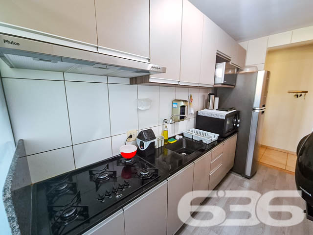 Descubra o equilíbrio perfeito entre estilo de vida e conveniência neste encantador apartamento de 74,87 m². Este imóvel conta com dois dormitórios aconchegantes, incluindo uma suíte principal com todas as comodidades necessárias para um descanso tranquilo e revitalizante. A sala de estar e jantar integradas proporcionam um ambiente fluído e acolhedor, perfeito para momentos de relaxamento e celebrações com familiares e amigos. A cozinha, modernamente equipada, oferece armários planejados e espaço suficiente para preparar suas melhores receitas.
Características:
Área de serviço funcional adjacente à cozinha, facilitando as tarefas diárias.
Sacada espaçosa, ideal para desfrutar do clima agradável de Joinville e apreciar a vista serena.
Garagem coberta garantindo segurança e comodidade para seu veículo.
Área de festas no condomínio, equipada para receber seus convidados com todo o conforto e exclusividade.
Localização: Situado no coração de Joinville, o bairro Boa Vista é conhecido por sua tranquilidade e acesso facilitado a uma variedade de serviços e comércios. Além disso, a rua pavimentada e a orientação oeste do edifício garantem fácil acesso e ótima iluminação natural ao longo do dia.
Este apartamento não é apenas um lugar para morar, é um espaço para criar memórias duradouras. Ele oferece uma combinação ideal de conforto, estilo e localização, fazendo dele uma escolha perfeita para quem busca qualidade de vida e valor agregado. Invista no seu futuro, escolha viver bem, escolha este magnífico apartamento em Joinville.
636 Negócios Imobiliários, com mais de 30 anos de experiência no mercado imobiliário, tem o prazer de apresentar este imóvel exclusivo. Para mais informações e agendamento de visitas, entre em contato conosco hoje mesmo e descubra como podemos ajudá-lo a encontrar o lar dos seus sonhos.
636 NEGÓCIOS IMOBILIÁRIOS: A SUA MELHOR ESCOLHA
Com mais de 30 anos de experiência, a 636 Negócios Imobiliários é sua parceira ideal para encontrar o imóvel perfeito. Estamos prontos para ajudá-lo a fazer deste imóvel o seu novo lar.
Telefone: (47) 3451-0636
WhatsApp: (47) 99190-0636
Não perca esta oportunidade única. Visite nosso site para mais informações: i636.com.br