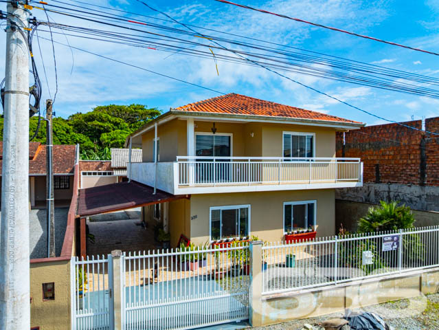 Foto de Sobrado Balneário Barra do Sul Salinas 03018946