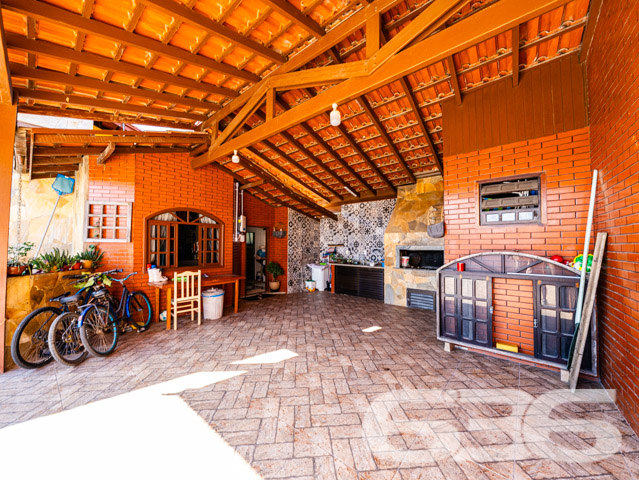 Foto de Casa Térrea Balneário Barra do Sul Centro 03018950