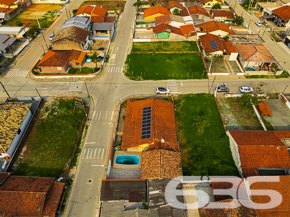 Foto de Casa Térrea Balneário Barra do Sul Centro 03018765