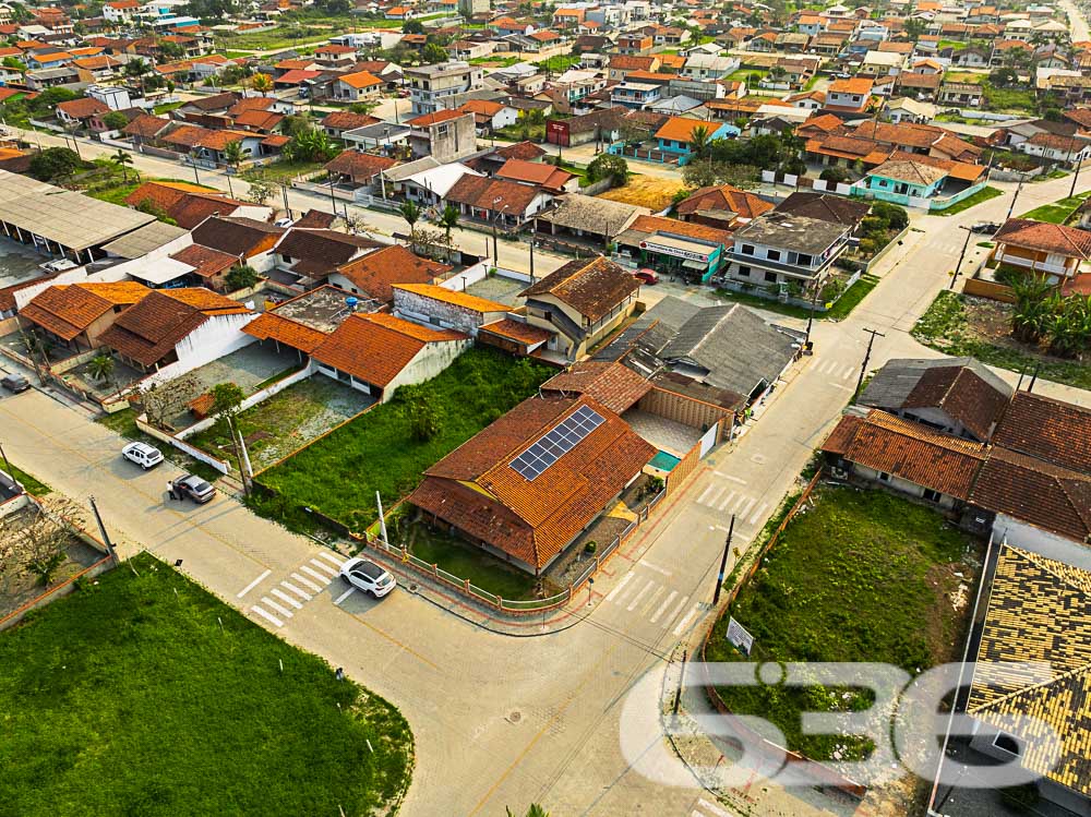 Foto de Casa Térrea Balneário Barra do Sul Centro 03018765