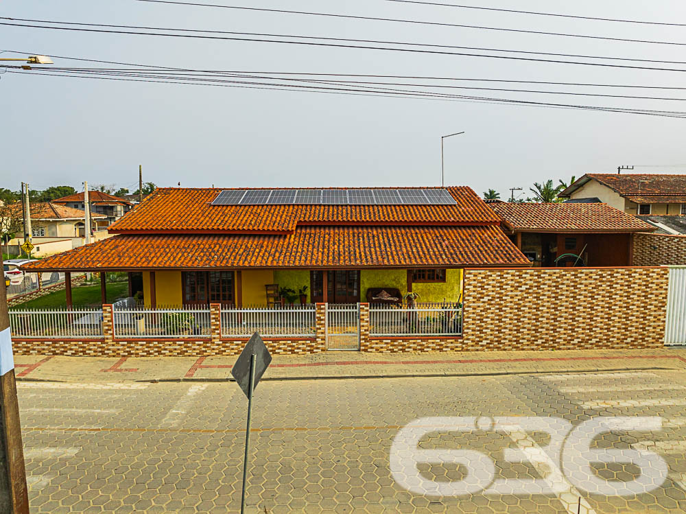 Foto de Casa Térrea Balneário Barra do Sul Centro 03018765