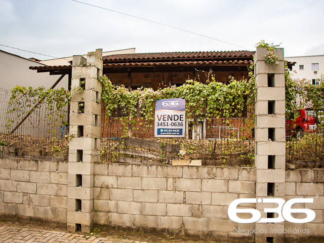 Terreno à venda no Adhemar Garcia, Joinville | apr