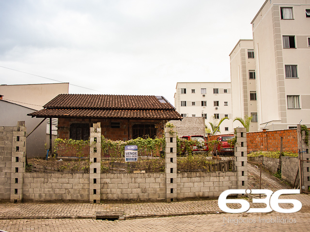 Terreno - Adhemar Garcia - Joinville