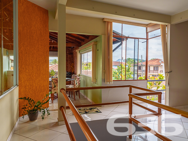 Comercial - Guanabara - Joinville