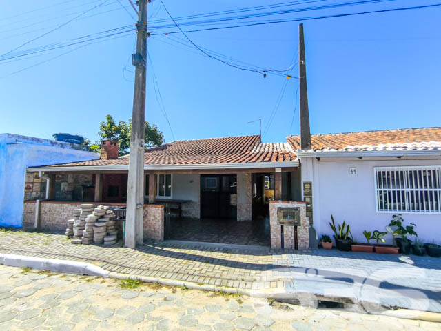 Residência - Centro - Balneário Barra do Sul