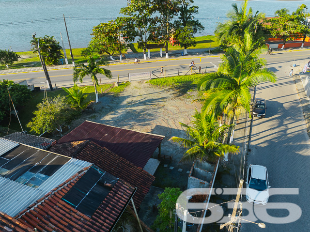 Foto de Casa Térrea Balneário Barra do Sul Costeira 03018617