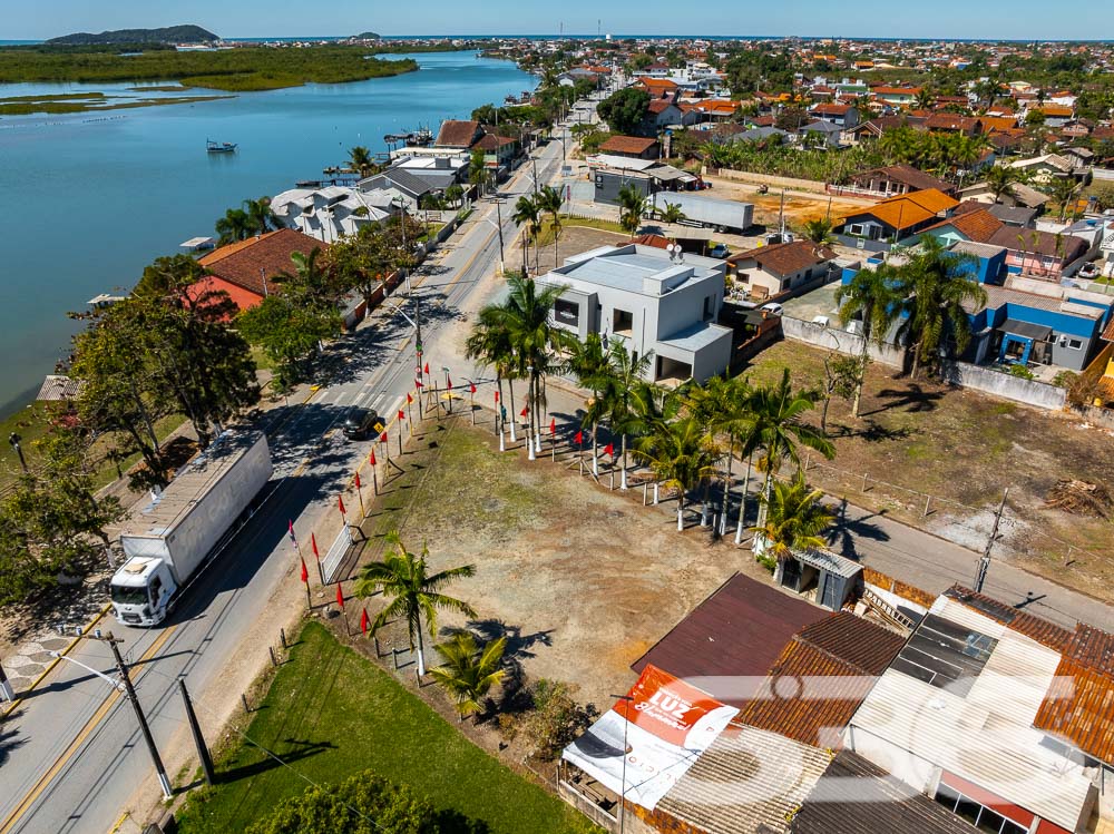 Foto de Casa Térrea Balneário Barra do Sul Costeira 03018617