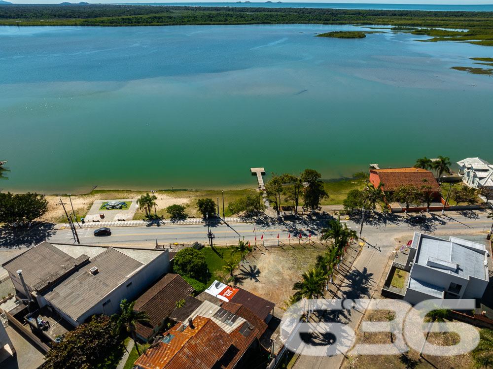 Foto de Casa Térrea Balneário Barra do Sul Costeira 03018617