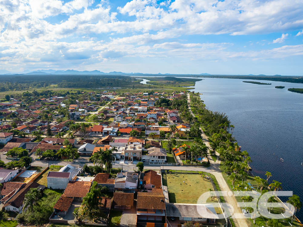 Foto de Sobrado Geminado Balneário Barra do Sul Pinheiros 03018000