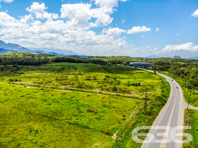 Terreno à venda no Vila Nova, Joinville | 22.760m²
