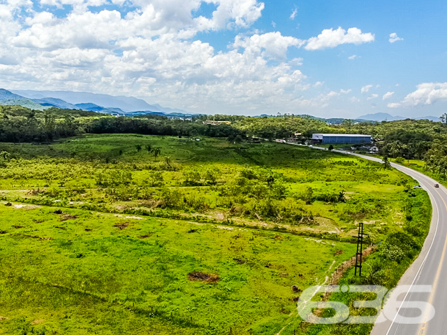 Terreno à venda no Vila Nova, Joinville | 22.760m²