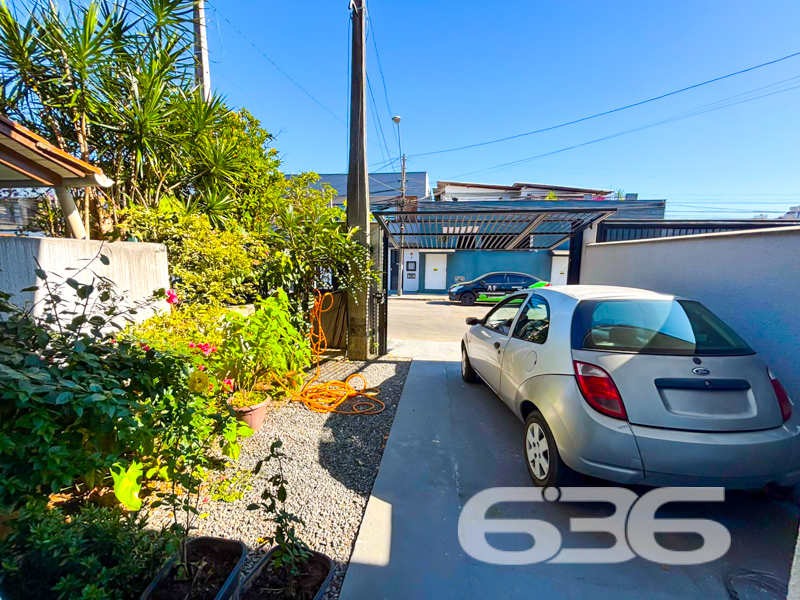 Foto de Sobrado Geminado Joinville Saguaçu 01036088
