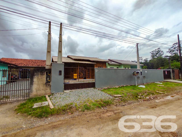 BELÍSSIMA CASA COM 2 QUARTOS EM ARAQUARI, SANTA CATARINA
São 240 m² de terreno e 60 m² de área construída de uma aconchegante e charmosa residência de padrão térreo, nova e com bons acabamentos, possuindo uma estrutura que realça bem o ambiente, proporcionando um aspecto exuberante no local.
O imóvel é composto de cômodos super confortáveis, composto de 2 dormitórios, sala de estar e jantar conjugadas, cozinha e banheiro social.
Contendo ainda 5 vagas de garagem, sendo uma vaga coberta.
O imóvel é muito bem localizado no bairro Itinga em Araquari, distrito de Joinville, com ótimas infraestruturas e fácil acesso para as rodovias 301, 418 e 280, próximo de uma grande concentração de empresas. Há 25 km do centro de Joinville.
Consulte um dos nossos corretores e saiba mais sobre esse vantajoso e atraente imóvel, você não irá se arrepender.
Esperamos por você!
Fale conosco:
IMOBILIÁRIA 636.
Telefone: (47) 3448-3636
WhatsApp: (47) 99190-0636