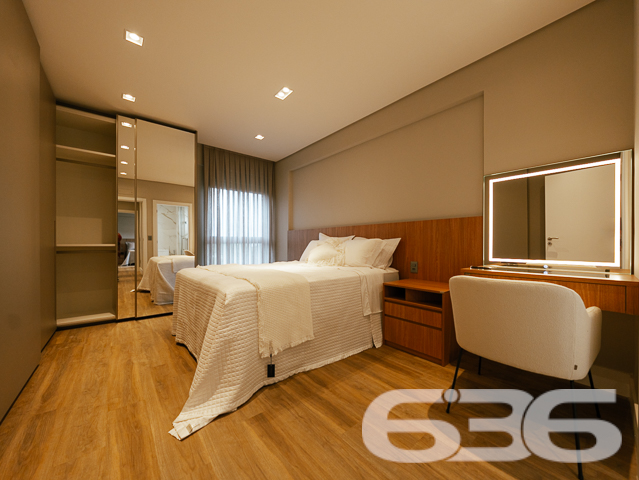 ÓTIMO APARTAMENTO COM 3 SUÍTES, NO BAIRRO ATIRADORES, EM JOINVILLE
São 204m² de área total e 152m² de área privativa de um novíssimo apartamento localizado no 2° andar do Edifício Calgary, o empreendimento contará com ótima edificação e acabamentos modernos, proporcionando maior bem-estar a toda sua família.
O apartamento possui uma planta excelente, sendo 3 suítes, sala de estar e jantar com churrasqueira a carvão, lavabo, cozinha, 3 banheiros, lavanderia com banheiro, área técnica e 02 vagas de garagem, sendo 01 com espaço home box; com 3ª vaga de garagem opcional a partir de R$55.000,00. Local equipado com portão eletrônico e interfone.
No edifício haverá hall de entrada, salão de festas e home office decorados e mobiliados, sala fitness equipada, piscina, mini quadra e playground. Além de contar com Infraestrutura para split e água quente; Medições de água, luz e gás individuais.
Localizado na rua Euzébio de Queirós, no bairro Atiradores, uma região que une segurança, qualidade de vida e bem-estar. Assim pode ser definido o bairro Atiradores, localizado pertinho da região central de Joinville. O local é perfeito para quem busca alto padrão de vida e acesso a comodidades perto de casa.
Viva com exclusividade sem deixar de lado seu bem-estar. O imóvel está sendo feito para você que gosta de desfrutar as mais diversas opções de lazer e de entretenimento todos os dias no aconchego do seu lar ou bem próximo a ele.
PREVISÃO DE ENTREGA
Dezembro de 2022.
FORMA DE PAGAMENTO(*)
Forma de pagamento á combinar;
Parcelamento com a construtora, Financiamento
Bancário e/ou FGTS.
Consulte um de nossos corretores e saiba mais sobre esse vantajoso e belo apê, quem sabe não seja o seu novo lar.
Fale conosco:
Telefone: 47 3451-0636
WhatsApp: 47 99190-0636
Imobiliária 636.