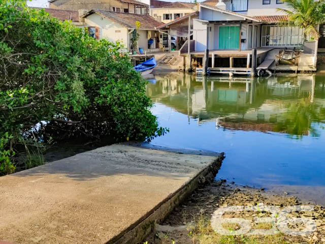 Foto de Casa Térrea Balneário Barra do Sul Centro 03018574