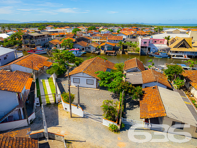 Foto de Casa Térrea Balneário Barra do Sul Centro 03018574