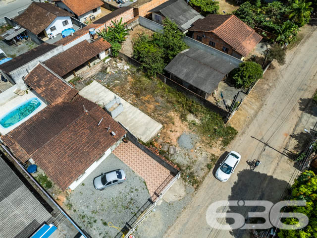 OPORTUNIDADE DE TERRENO, NO BAIRRO PARANAGUAMIRIM, EM JOINVILLE.
São 375 m² de terreno plano, sendo 12,50 metros de frente.
Situado no bairro Paranaguamirim, zona sul de Joinville, próximo de vários estabelecimentos e serviços de grande utilidade para o seu dia a dia, com fácil acesso as principais vias da região.
Agende uma visita
Telefone: (47) 3451-0636
WhatsApp: (47) 99190-0636