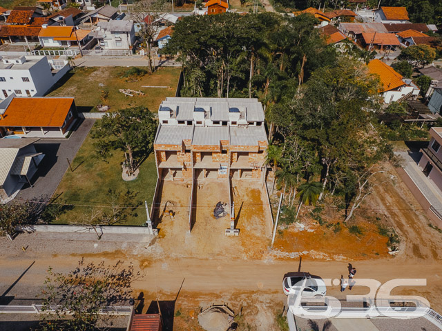 Foto de Sobrado Geminado Balneário Barra do Sul Costeira 03017824