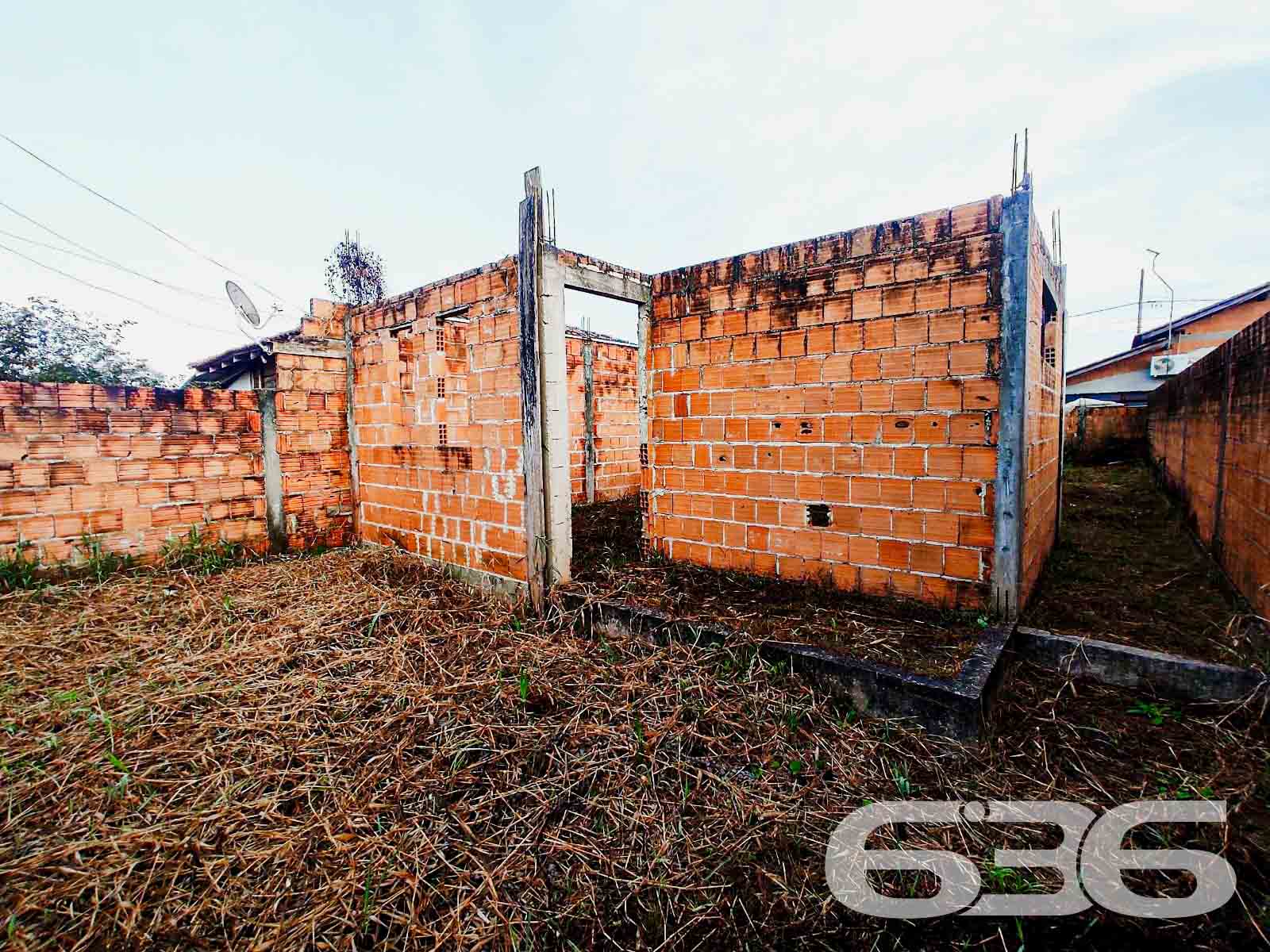 RESIDÊNCIA COM 2 QUARTOS EM UBATUBA, SÃO FRANCISCO DO SUL

Esta será uma ótima residência, cuja planta possui 70m² em um terreno de 327m² com aproximadamente 17 metros de frente por 19 metros em ambos os lados.

Sua composição contará com cômodos bem distribuídos e confortáveis, sendo 2 quartos aconchegantes e arejados, cozinha, sala de estar e banheiro. 

Possuirá uma vaga de garagem coberta.

Situado em ótima localização, com fácil acesso para a R. Rod. Duque de Caxias e a menos de 5 minutinhos da praia de Ubatuba. Próximo de bons estabelecimentos e comércios da região, como: supermercado, restaurantes, posto de gasolina, UPA 24H e outros serviços. A cerca de 10 minutos da praia da Enseada e da praia de Itaguaçu.

Esperamos por você!
Fale conosco:
Telefone: (47) 3451-0636
WhatsApp: (47) 99190-0636

Imobiliária 636.