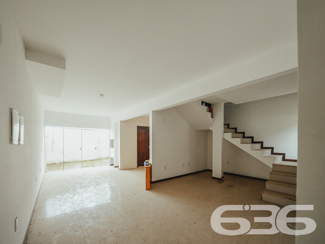 IMÓVEL COM SUÍTE + 2 QUARTOS NO BAIRRO ITAUM
Este é um geminado com 148m² de área total em um residencial com piscina, quiosque e outras áreas de lazer. Tem em sua composição cômodos amplos, iluminados e bem arejados, dispondo de 3 dormitórios (sendo uma suíte), 2 banheiros, sala de estar e sala de jantar, cozinha e vaga de garagem para um carro.
O seu layout interior é lindo! Possui piso cerâmico na parte térrea com pintura que reluz bem no ambiente - tornando-o bem claro e criando uma atmosfera harmoniosa e encantadora.
Possui espaço nos fundos com churrasqueira para você desfrutar de bons momentos ao lado de familiares e amigos.
Está localizada no bairro Itaum, próxima de escolas, supermercados, farmácias, academias e todas as comodidades necessárias para o dia a dia.
Ficou interessado? Não perca tempo! Agende sua visita conosco agora mesmo.
Saiba mais:
Telefone: (47) 3451-0636
WhatsApp: (47) 99190-0636
Imobiliária 636.