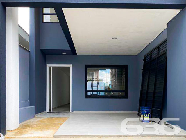 AMPLO SOBRADO COM SUÍTE + 2 QUARTOS NO BAIRRO FLORESTA
ESTUDA PERMUTA
Este é um sobrado de alto padrão com 138m² privativos e abertura de 4,25 metros, tendo cômodos e ambientes estilosos, amplos e confortáveis.
Além de seu design completamente moderno, sua composição dispõe de 3 dormitórios (sendo uma ótima suíte), 2 banheiros, sala de estar e sala de jantar, cozinha, área de serviço, sacada e vaga de garagem para 2 carros.
Possui espaço nos fundos para você utilizar como área de lazer ou de festas!
Está situado em excelente localização no bairro Floresta, próximo de todas as comodidades necessárias para o dia a dia.
Fale com um de nossos corretores e saiba mais sobre esse excelente imóvel.
Telefone: (47) 3451-0636
WhatsApp: (47) 99190-0636
Imobiliária 636.