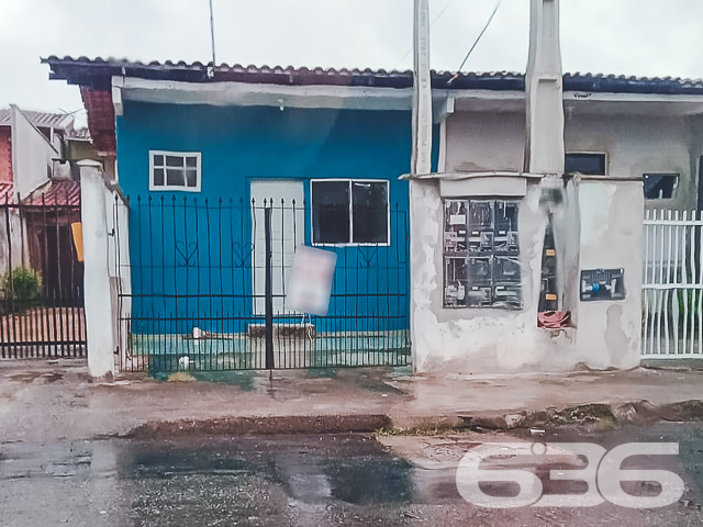 INVISTA EM ALUGUÉIS NO BAIRRO JOÃO COSTA - ESTUDA PERMUTA
Se você procura por um lugar para comprar e investir, essa é uma ótima oportunidade!
Este imóvel dispõe de 4 aluguéis separados, sendo um sobrado (térreo e primeiro piso separados) e duas quitinetes na frente da casa.
Excelente retorno mensal sobre o percentual investido!!!
Está situado próximo ao transporte público, mercados, escolas, CEIs, lojas e comércios em geral.
Fale com um de nossos corretores e saiba mais sobre esse oportuno imóvel!
Telefone: (47) 3451-0636
WhatsApp: (47) 99190-0636
Imobiliária 636.