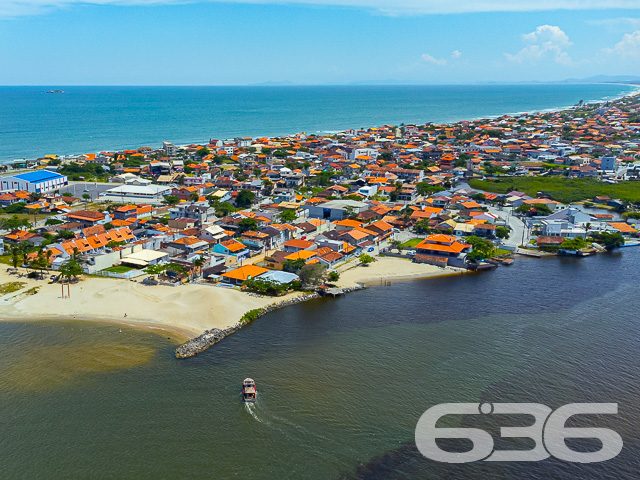 Foto de Casa Térrea Balneário Barra do Sul Centro 03017698