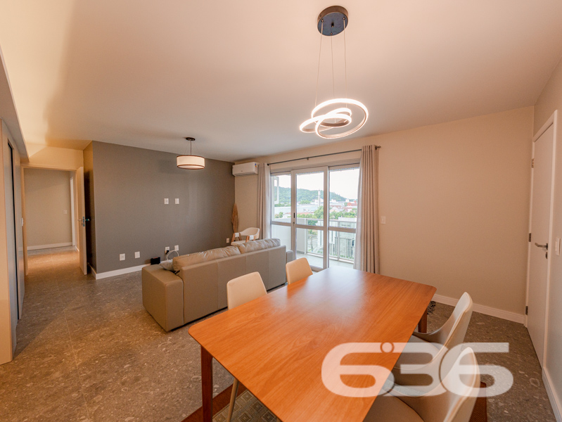 Apartamento - Anita Garibaldi - Joinville