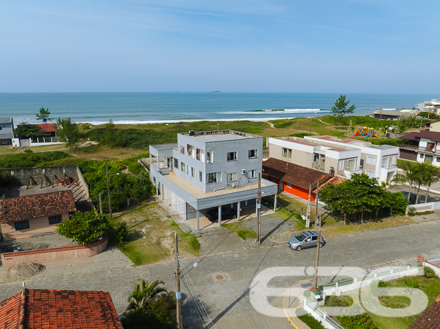 Foto de Sobrado Balneário Barra do Sul Salinas 03018199